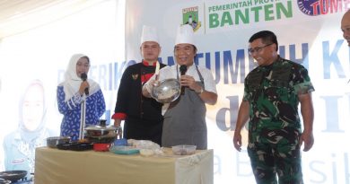 Penjabat Gubernur Banten Edukasi Masyarakat Tangani Stunting Penjabat Gubernur Banten Edukasi Masyarakat Tangani Stunting