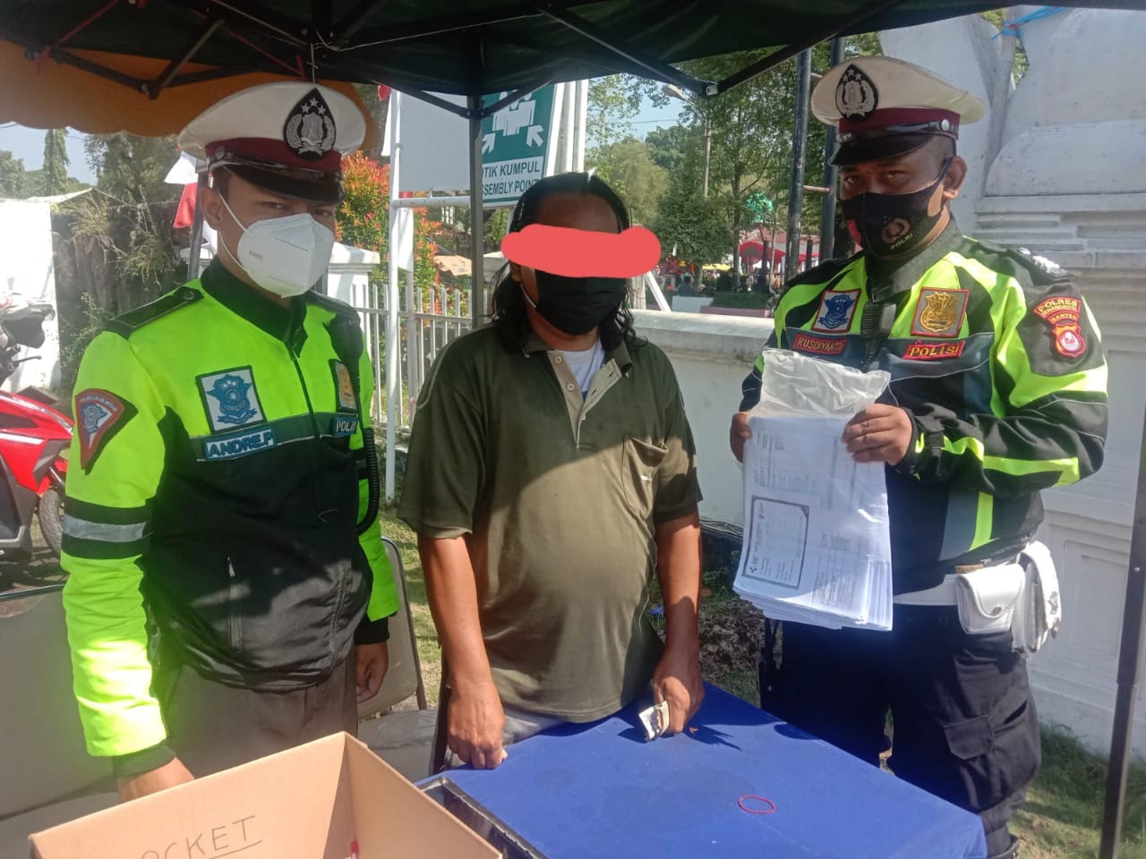 Jual Formulir Pendaftaran Vaksin,  3 Warga Serang Ditangkap
