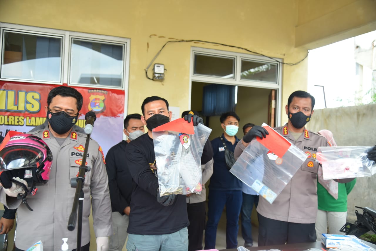Perampok Sadis Yang Tewaskan Pegawai BRI Link, Ditembak Tekab 308 Polda Lampung