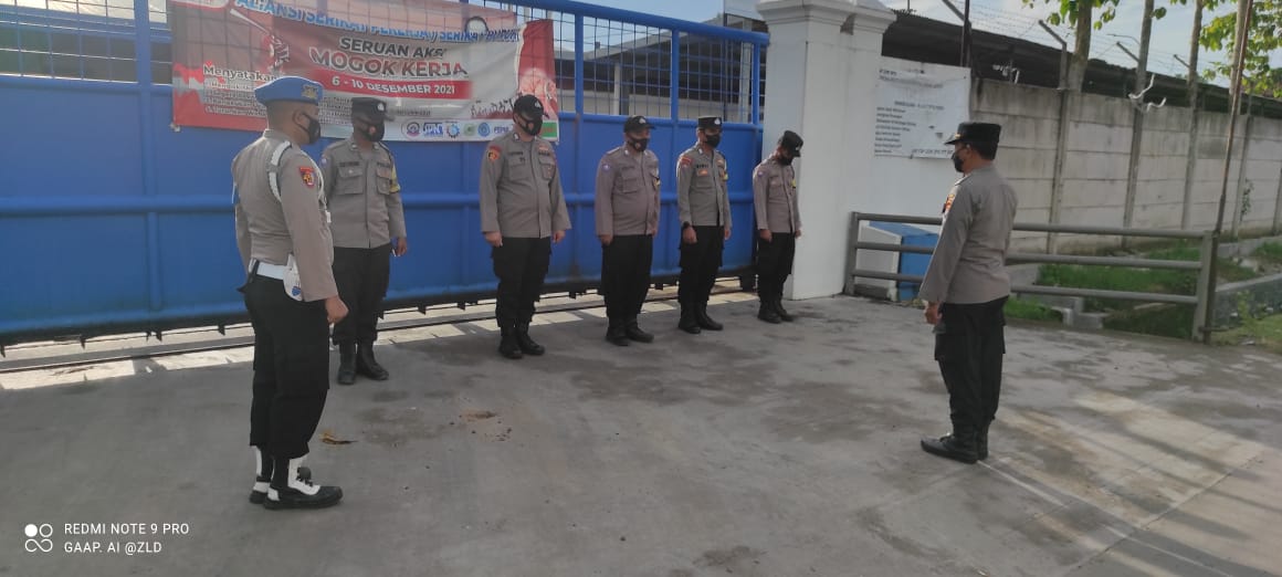Personel Polsek Jawilan Apel Aksi Unras di PT IMCP