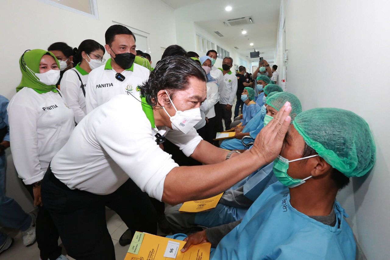Masyarakat Banten Antusias Ikuti Operasi Katarak dan Hernia, Pemprov Banten Turunkan Puluhan Dokter