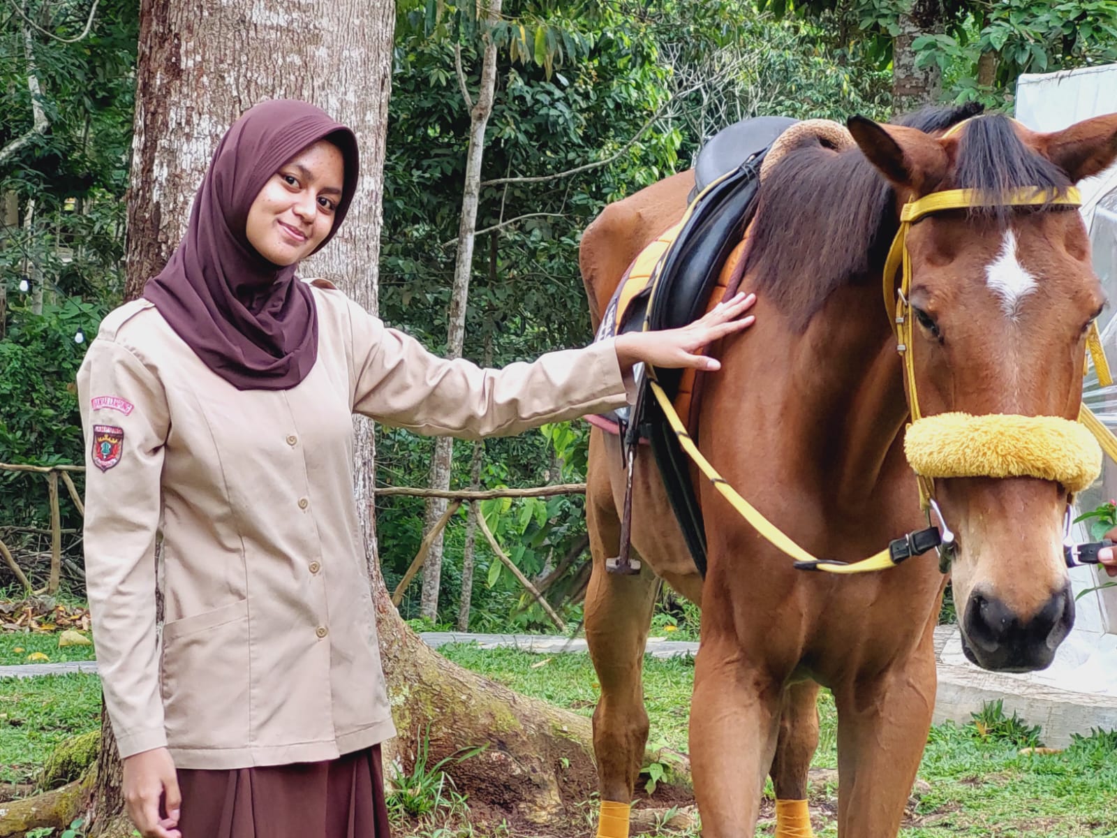 Lembah Durian Farm Stable, Wisata di Kebun Durian Sambil Naik Kuda