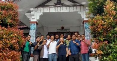 Mantap, HPN 2023: Ekspedisi Danau Toba, Energi Baru Pertahankan UGG Mantap, HPN 2023: Ekspedisi Danau Toba, Energi Baru Pertahankan UGG