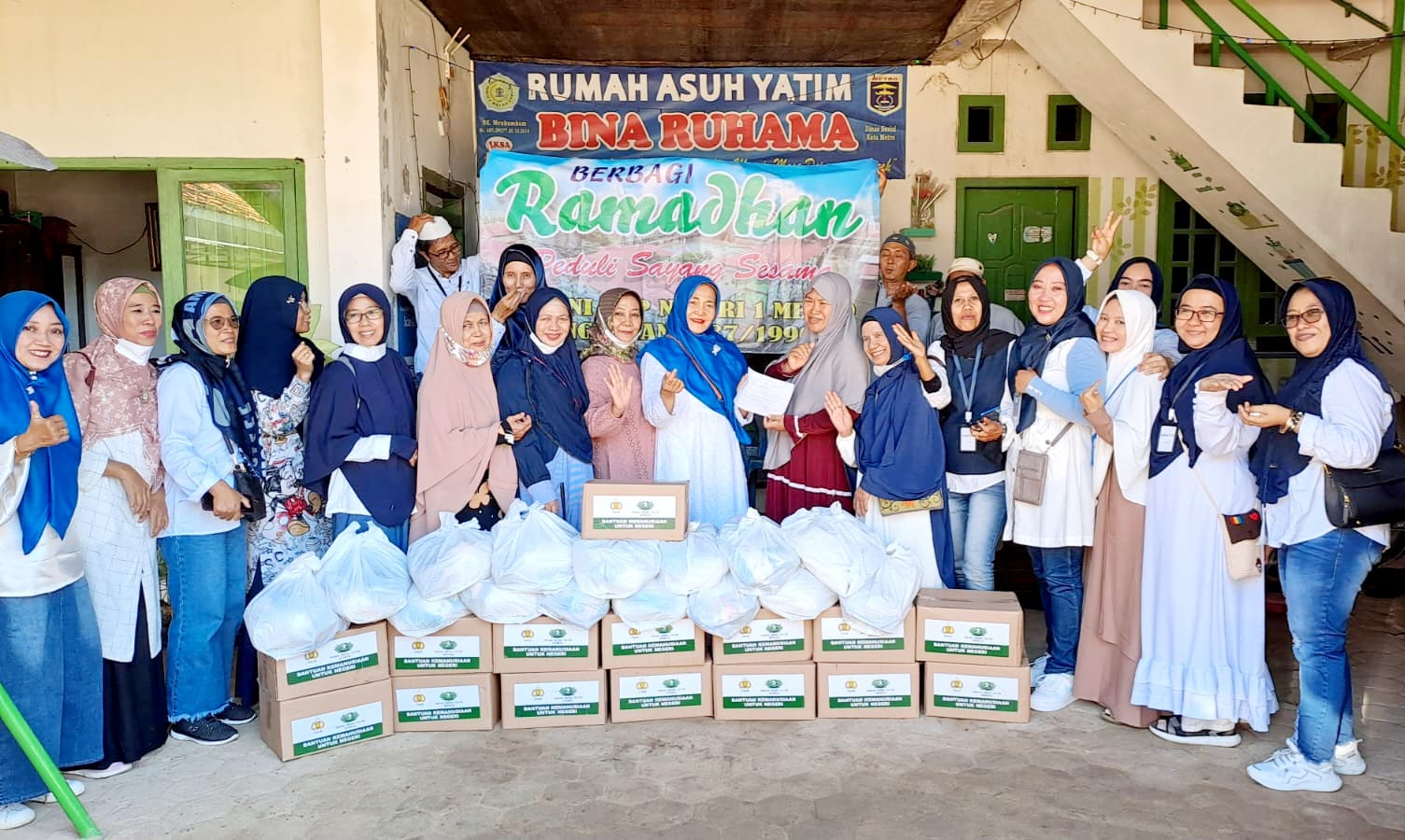 Berbagi Ramadhan, Sahabat dan Alumni SMP Negeri 1 Metro Th 87/90 Distribusikan 15.000 Paket Sembako