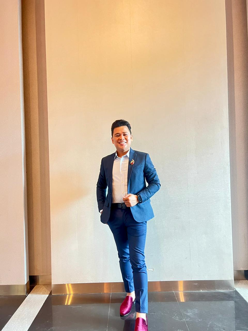 MC Shakat Lingga Kawal Malam Puncak Anugerah SMSI 2023