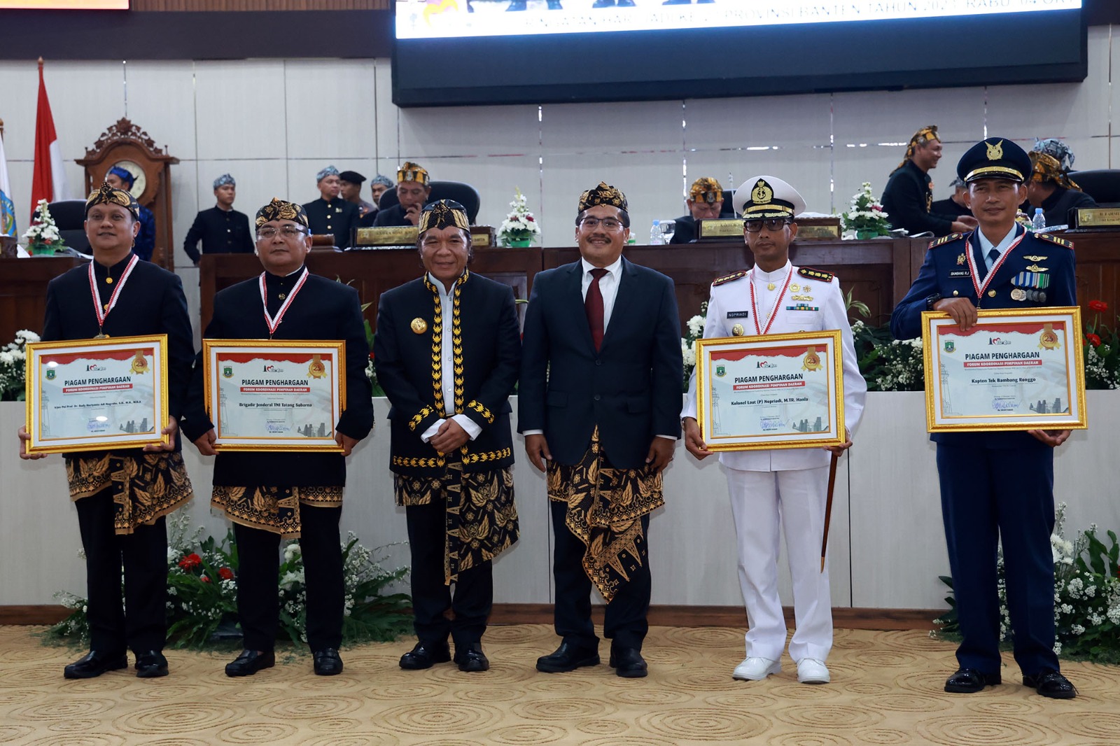 Rapat Paripurna Istimewa HUT ke-23 Provinsi Banten, Pj Gubernur Al Muktabar Paparkan Capaian Kinerja Pembangunan