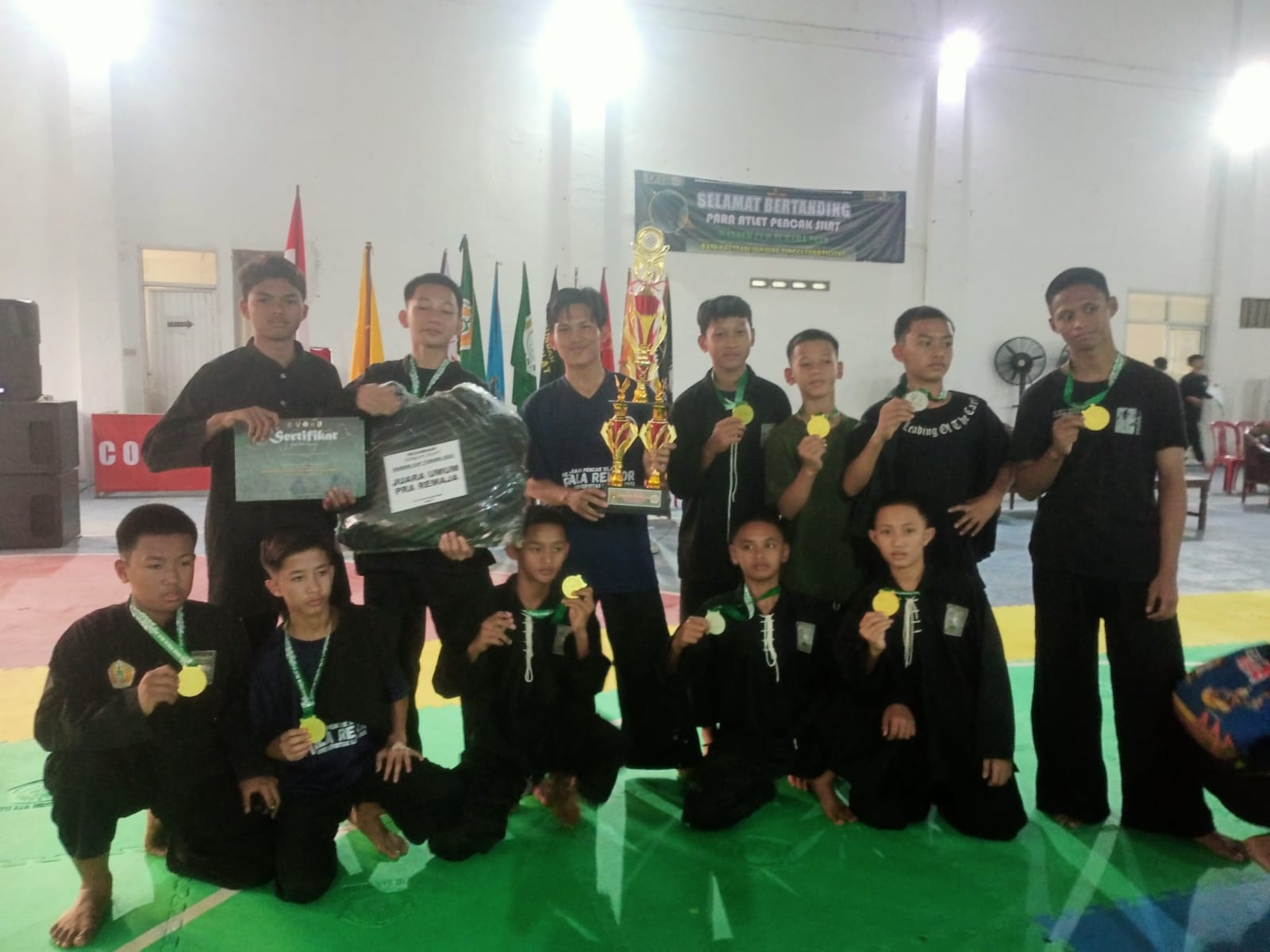 Santri Pondok Pesantren Alfarabi Juara Umum Kejuaraan Pencak Silat Dandim Cup