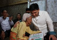 Wagub Banten A Dimyati Natakusumah Salurkan Bantuan RTLH di Kabupaten Lebak