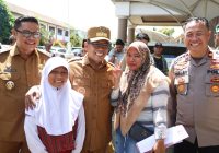 Gubernur Banten, Andra Soni akan tindaklanjuti Aspirasi Masyarakat Terkait Pelayanan Samsat