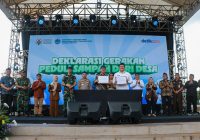 Mendes PDT Deklarasi Gerakan Desa Peduli Sampah di Alun-alun Cikande