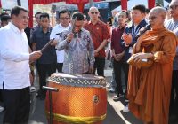 Hadiri Tri Suci Waisak, Gubernur Banten Andra Soni : Menghormati Sesama, Banten Bisa Maju