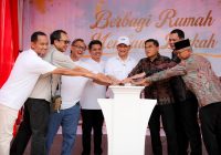Saksikan Penyerahan Enam Belas Rumah Gratis, Wagub Banten A Dimyati Natakusumah Dorong Developer Bantu Warga Tak Mampu